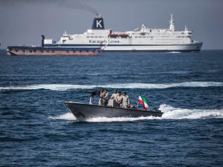 U.S. blockade of Hormuz: A risky gamble with global consequences
