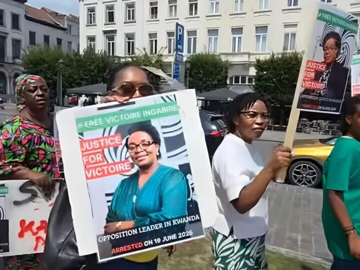 Nyuma yo guhunga u Rwanda, Umurungi Dyna n’umukobwa we Audrey bakomereje urugamba rwa politiki i Burayi.